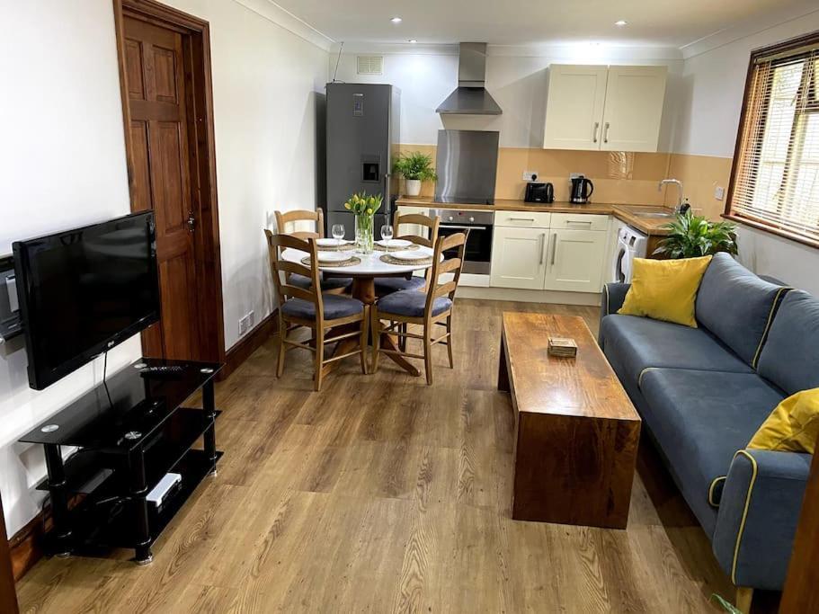 Garden Flat In * Londra