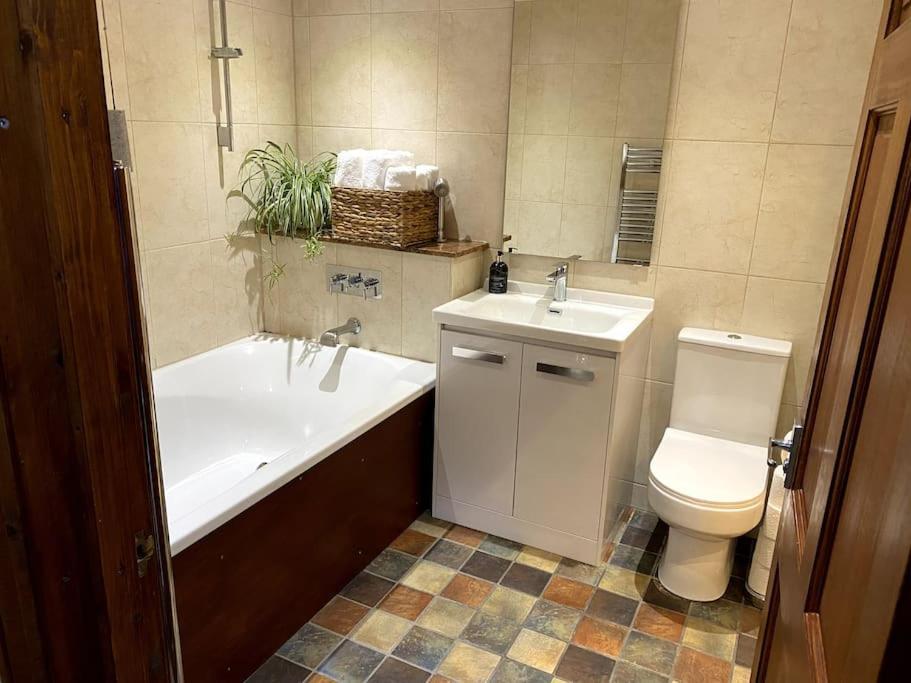 Garden Flat In